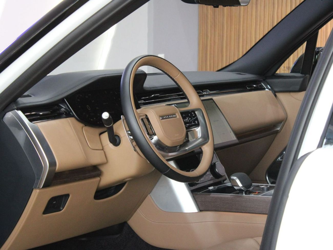 Land Rover Range Rover Vogue Autobiography Large - Brand New