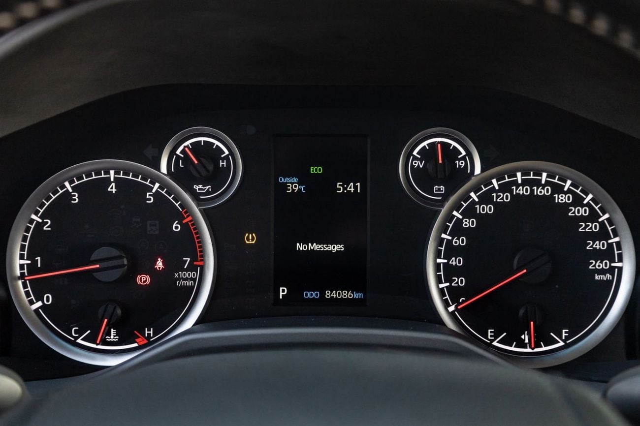 Toyota Land Cruiser EXR Toyota Land Cruiser EXR 2022 GCC | Warranty