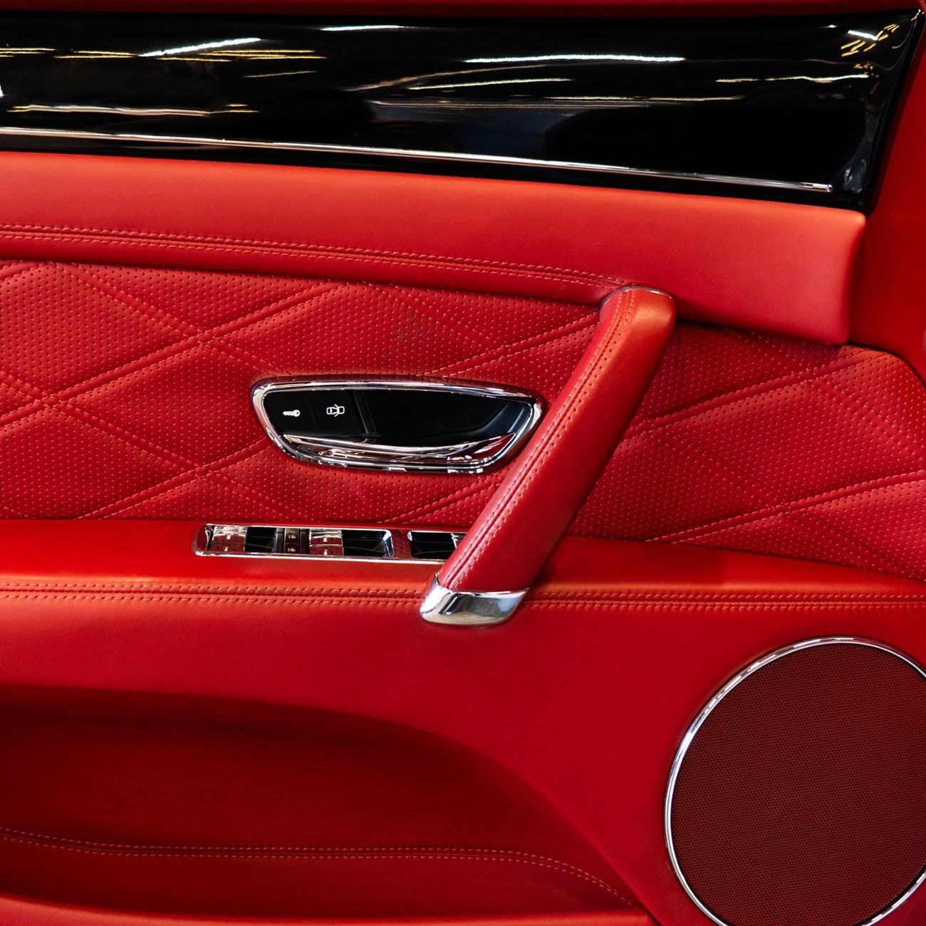 Bentley Flying Spur AED 11,154 pm • 0% Downpayment • Bentley Flying Spur • 1 Year Warranty