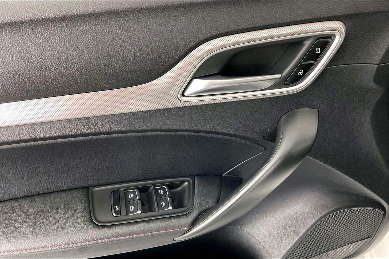 Mitsubishi Eclipse Cross GLS Midline | 1 year free warranty | 0 Down Payment