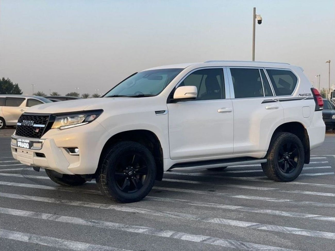 تويوتا برادو 2021 Toyota Prado   2.8L V4 Deisel - Right Hand Drive -  UAE PASS