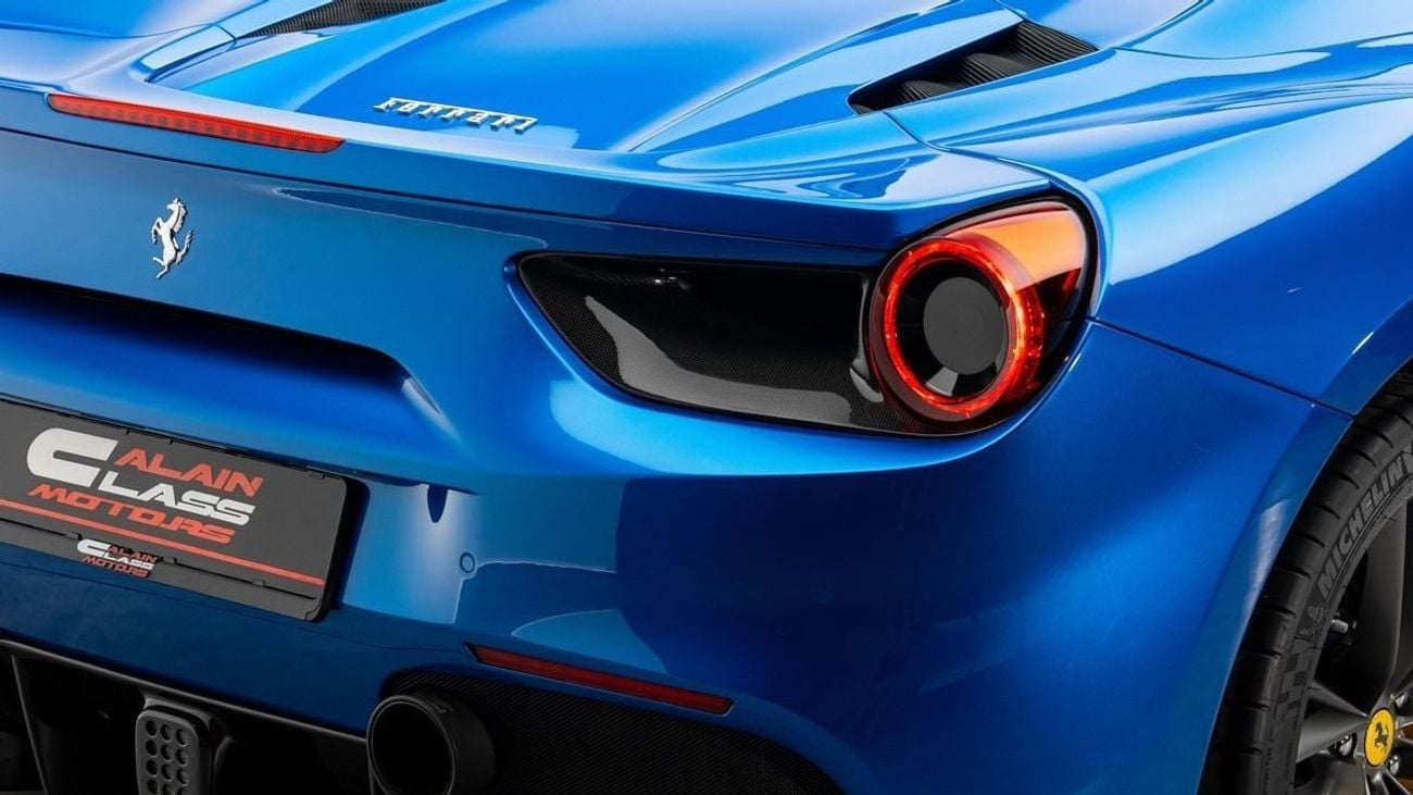 فيراري 488 سبايدر - 2017 - Japanese Specs