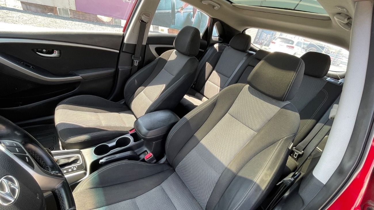 Hyundai Elantra GT 1.6, Full Option