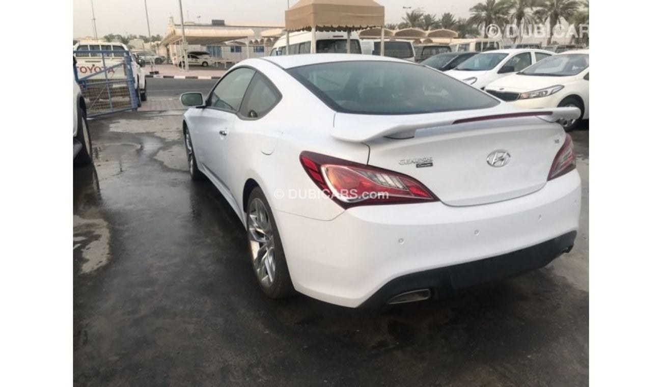 هيونداي جينيسس كوبيه 3.8 لتر