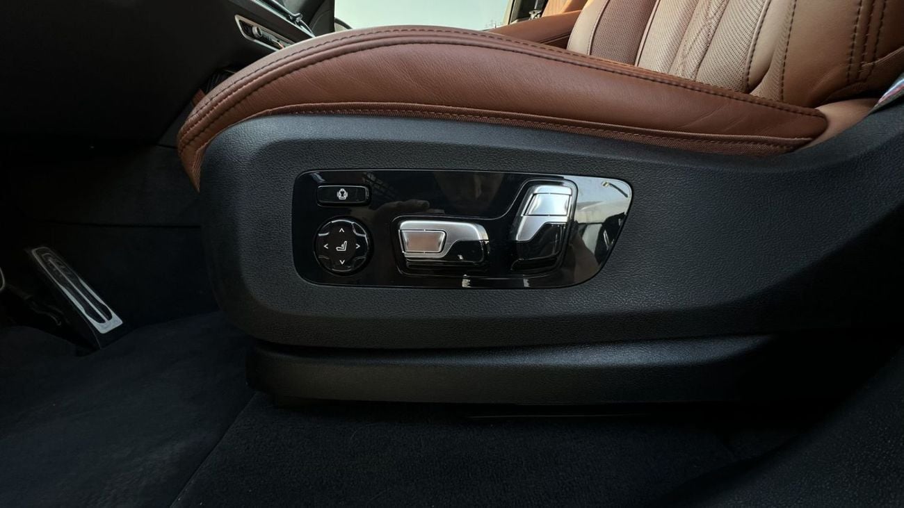 بي أم دبليو X7 xDrive40i Luxury M Sport Package 3.0L