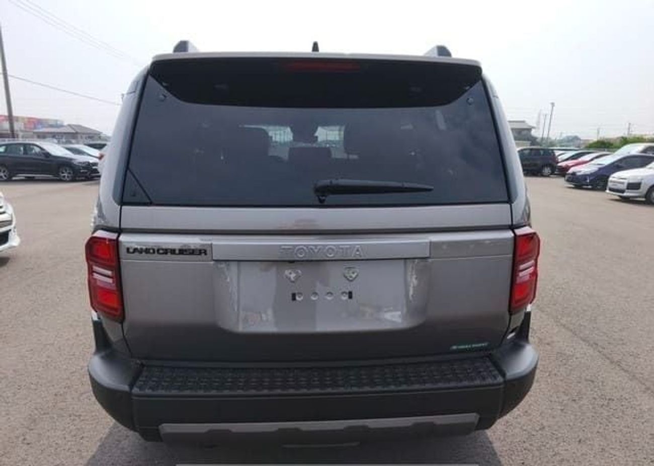 تويوتا لاند كروزر TOYOTA LAND CRUISER SUV RHD 2025 MODEL 2.6 L PETROL AUTOMATIC(PM21726)