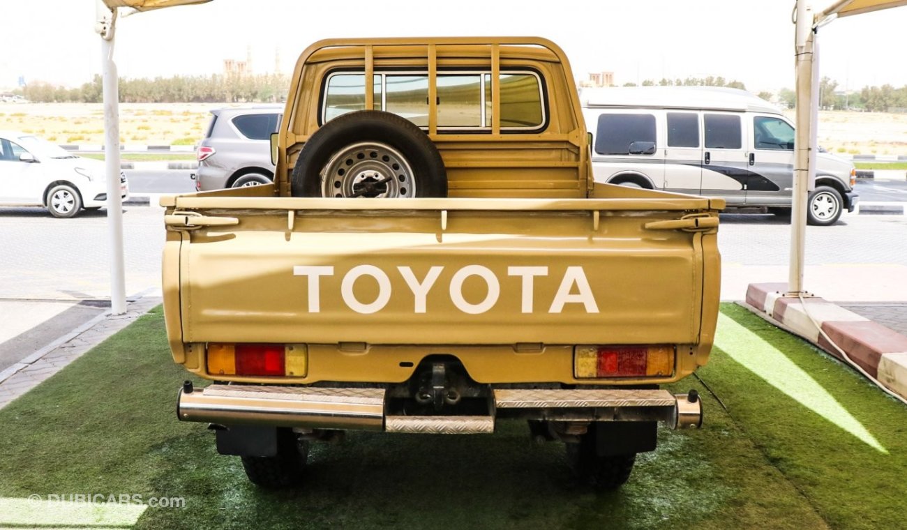 Toyota Land Cruiser Hard Top