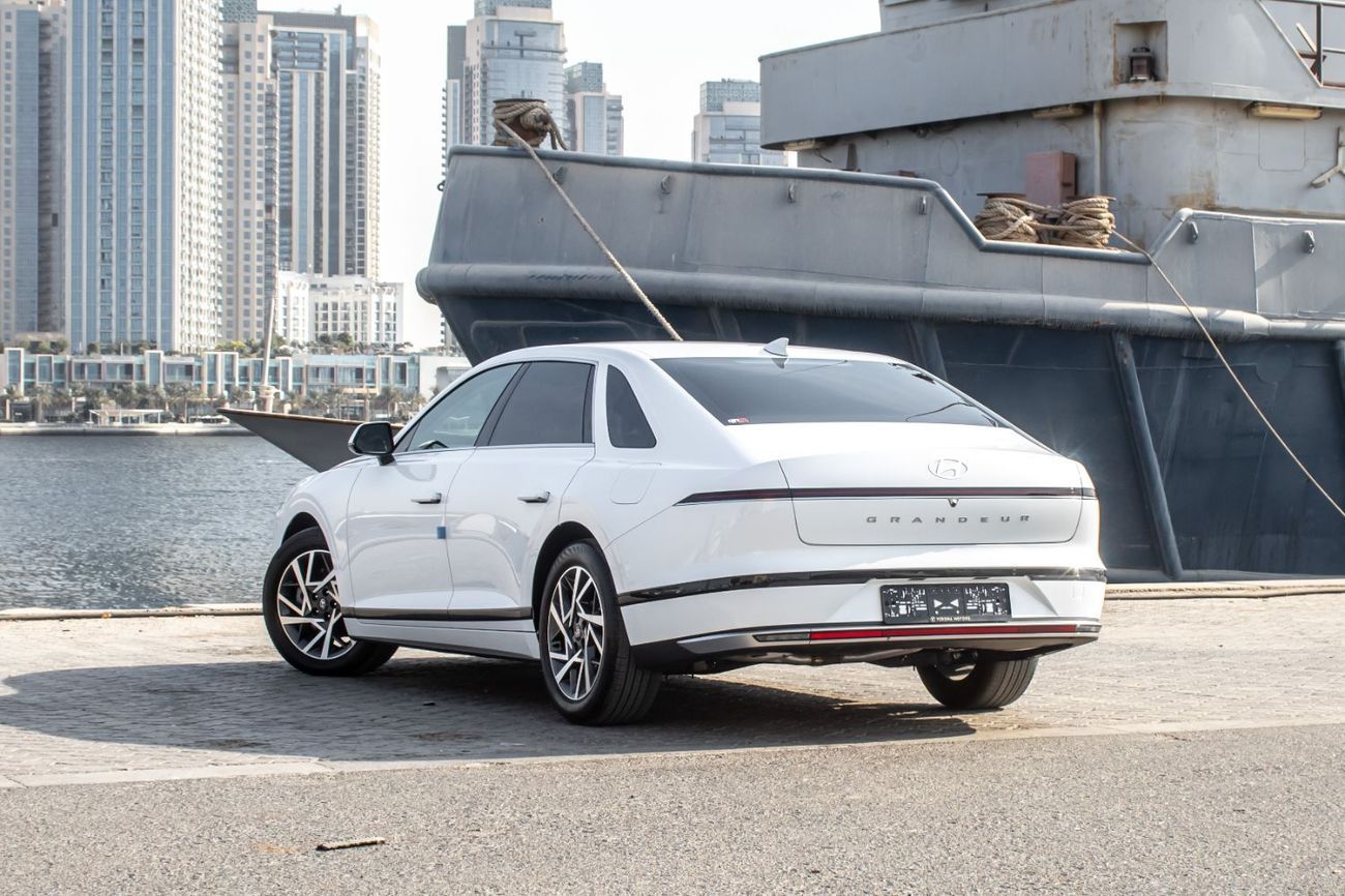 Hyundai Azera Smartstream G1.6T HEV