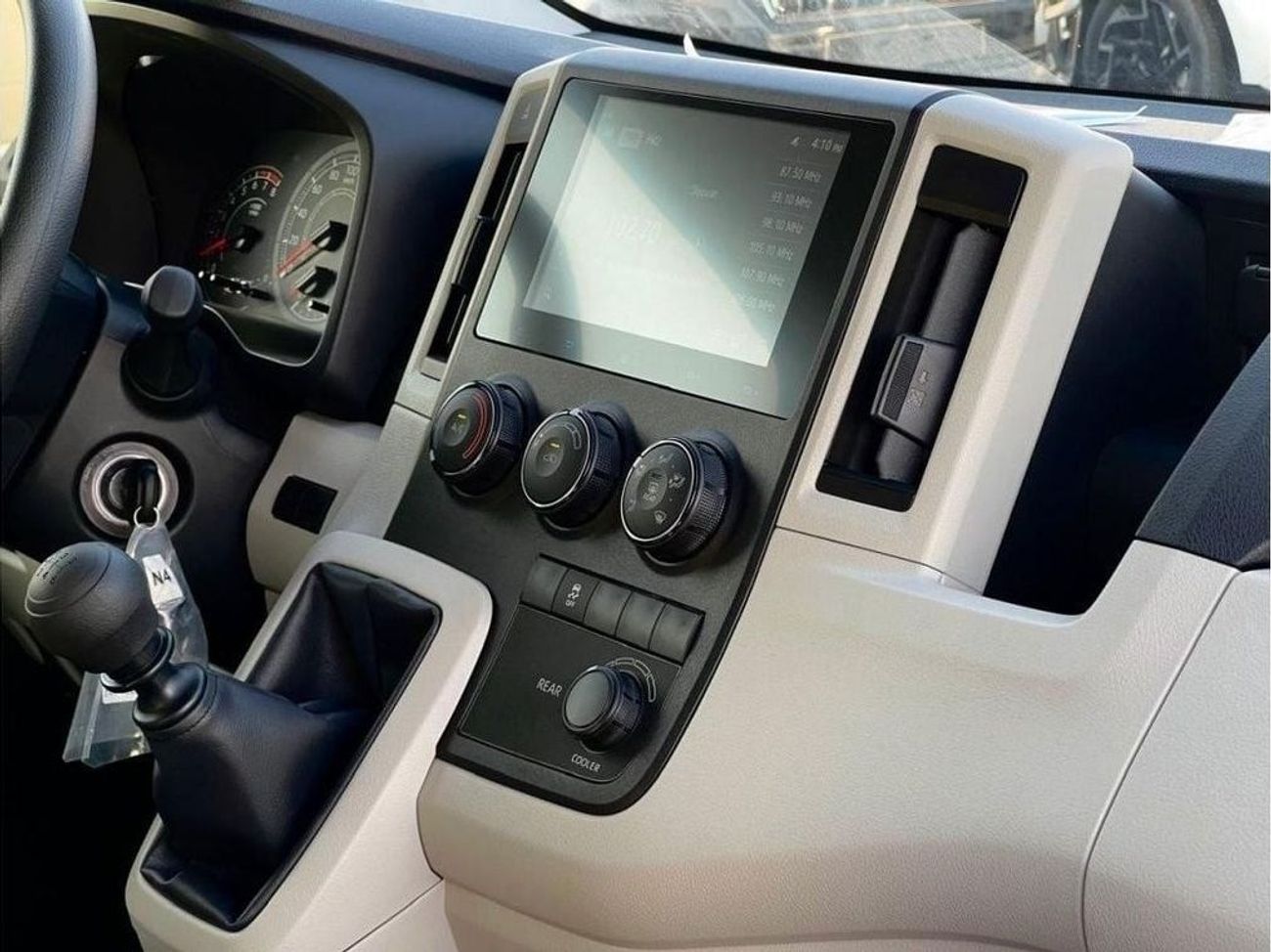 Toyota Hiace Toyota Hiace 3.5L PETROL HIGH ROOF MANUAL 2024