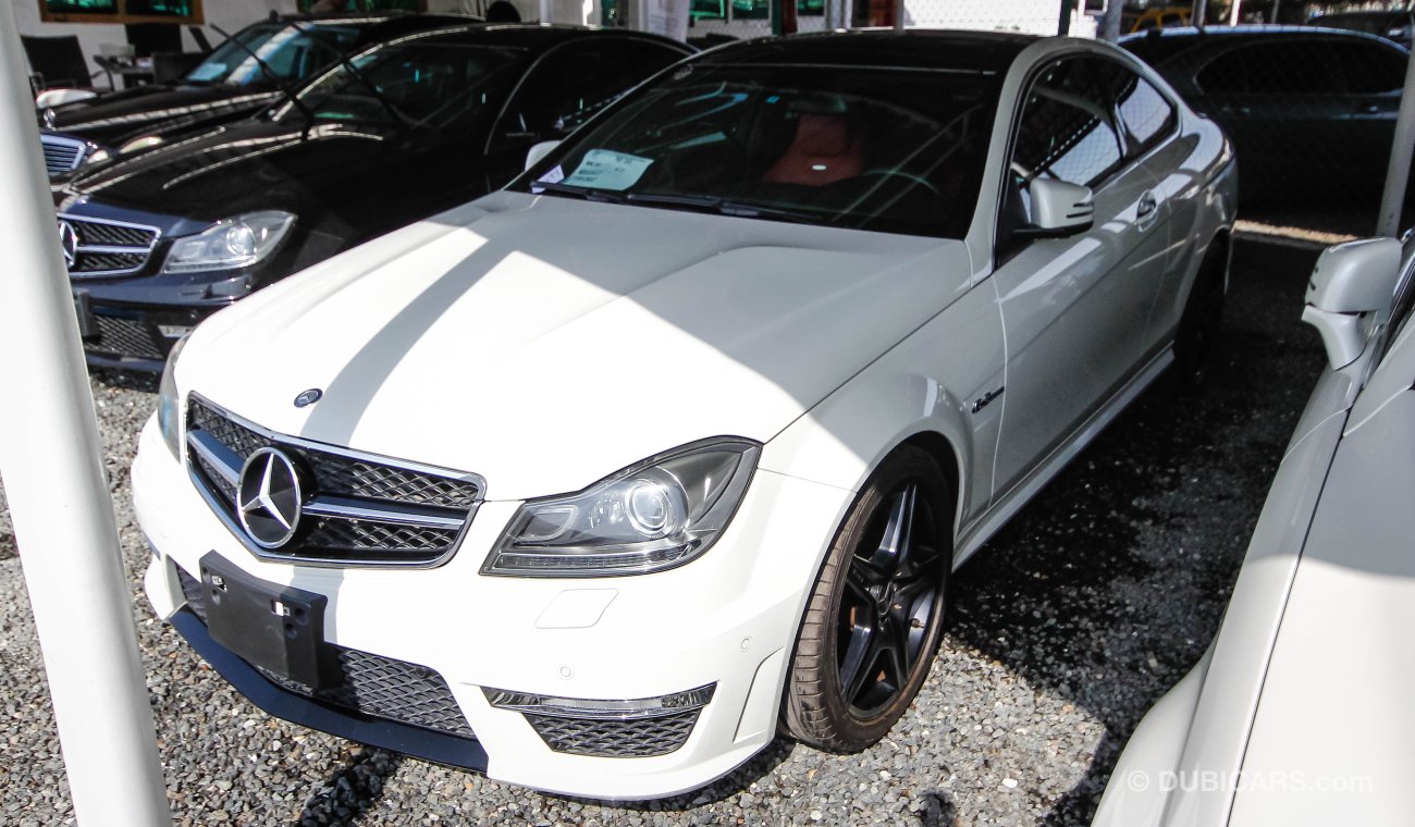 مرسيدس بنز C 63 كوبيه