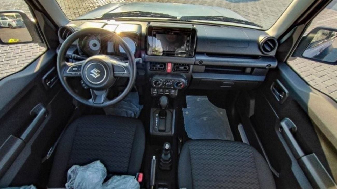 Suzuki Jimny 1.5L GL SLDA with Alloy Wheel AT