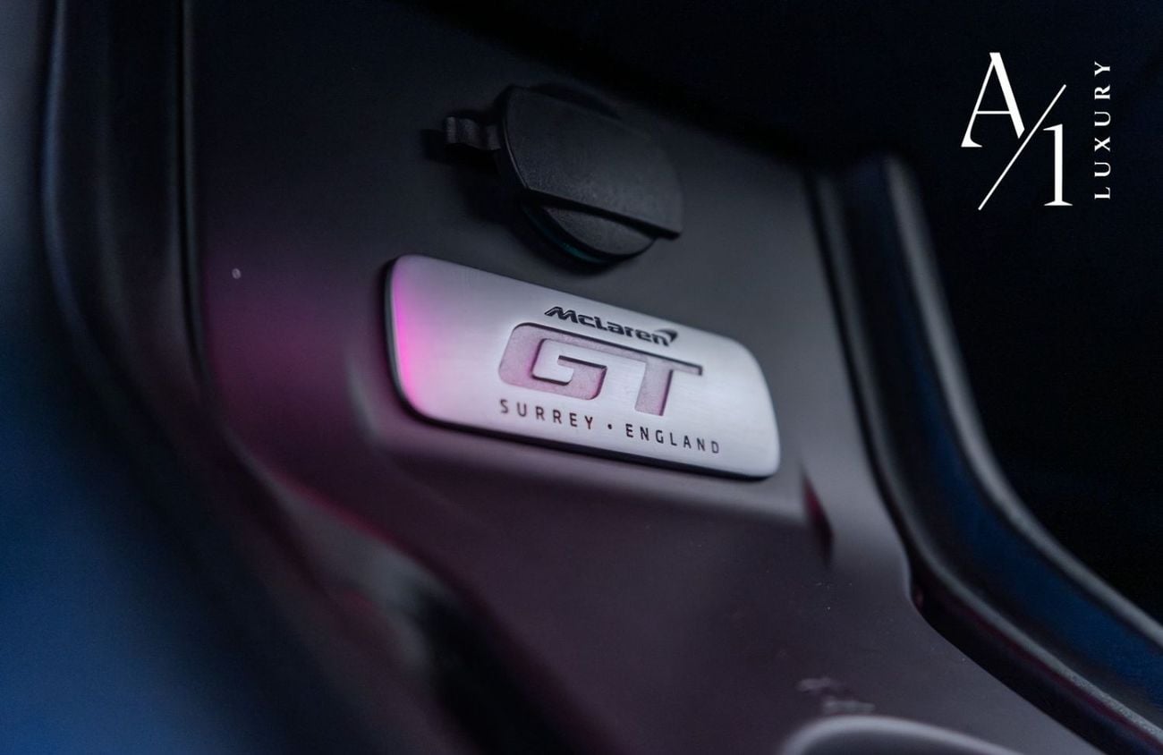 مكلارين GT 2023 Mclaren GTS, With Mclaren Warranty, Fully Loaded, Excellent Condition, GCC Spec