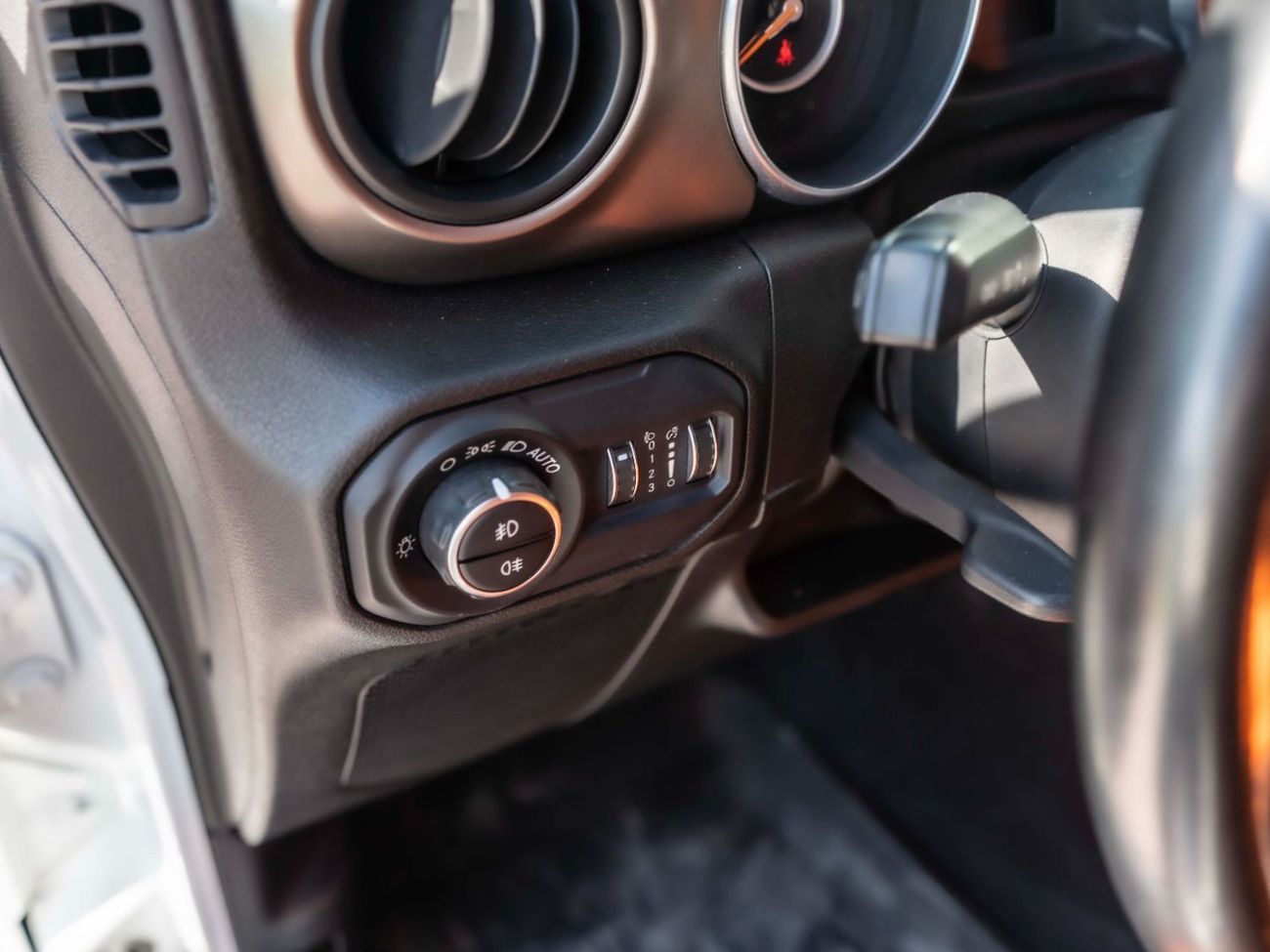 Jeep Wrangler Sport 3.6L A/T (5 Seater)