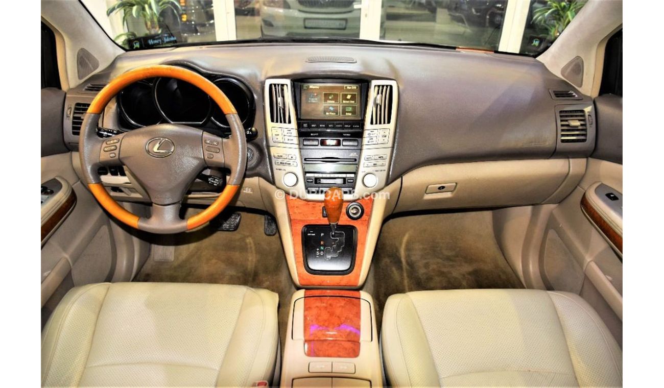 Lexus RX 330 Amazing Lexus RX 330 2005 Model!! in White Color! GCC Specs