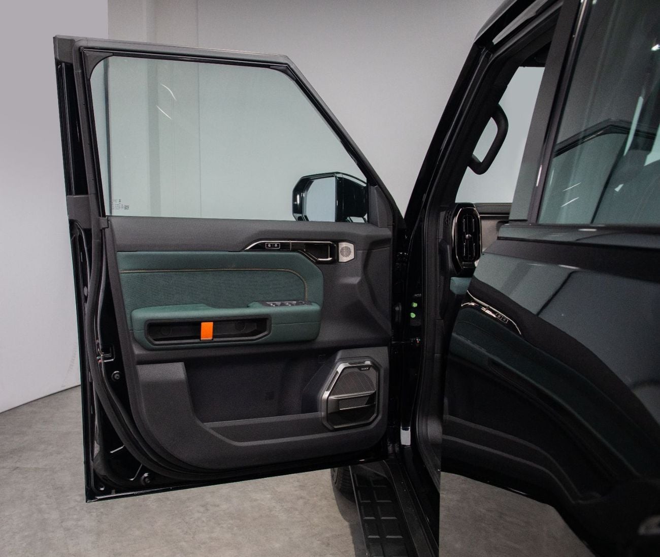 Jetour T2 LUX