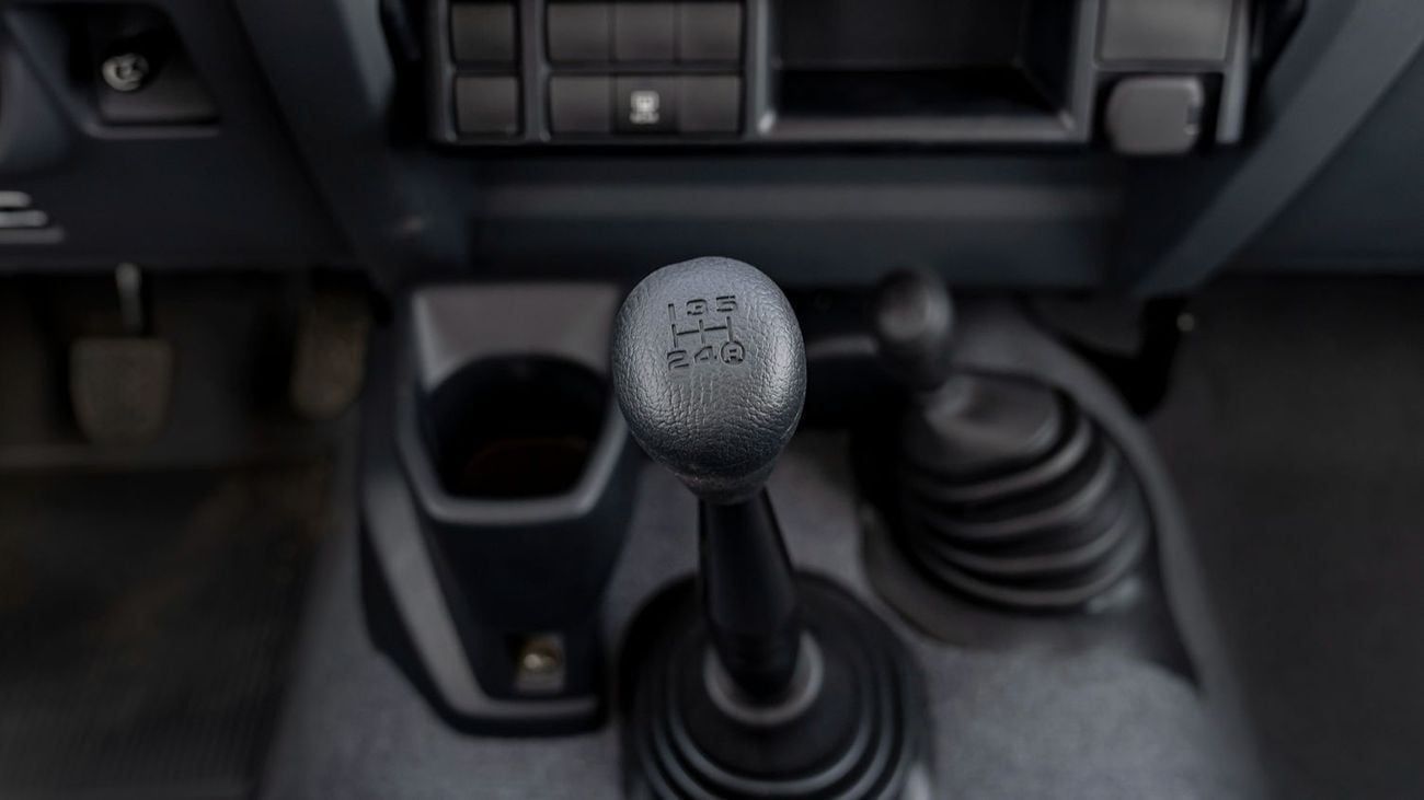 Toyota Land Cruiser 70 