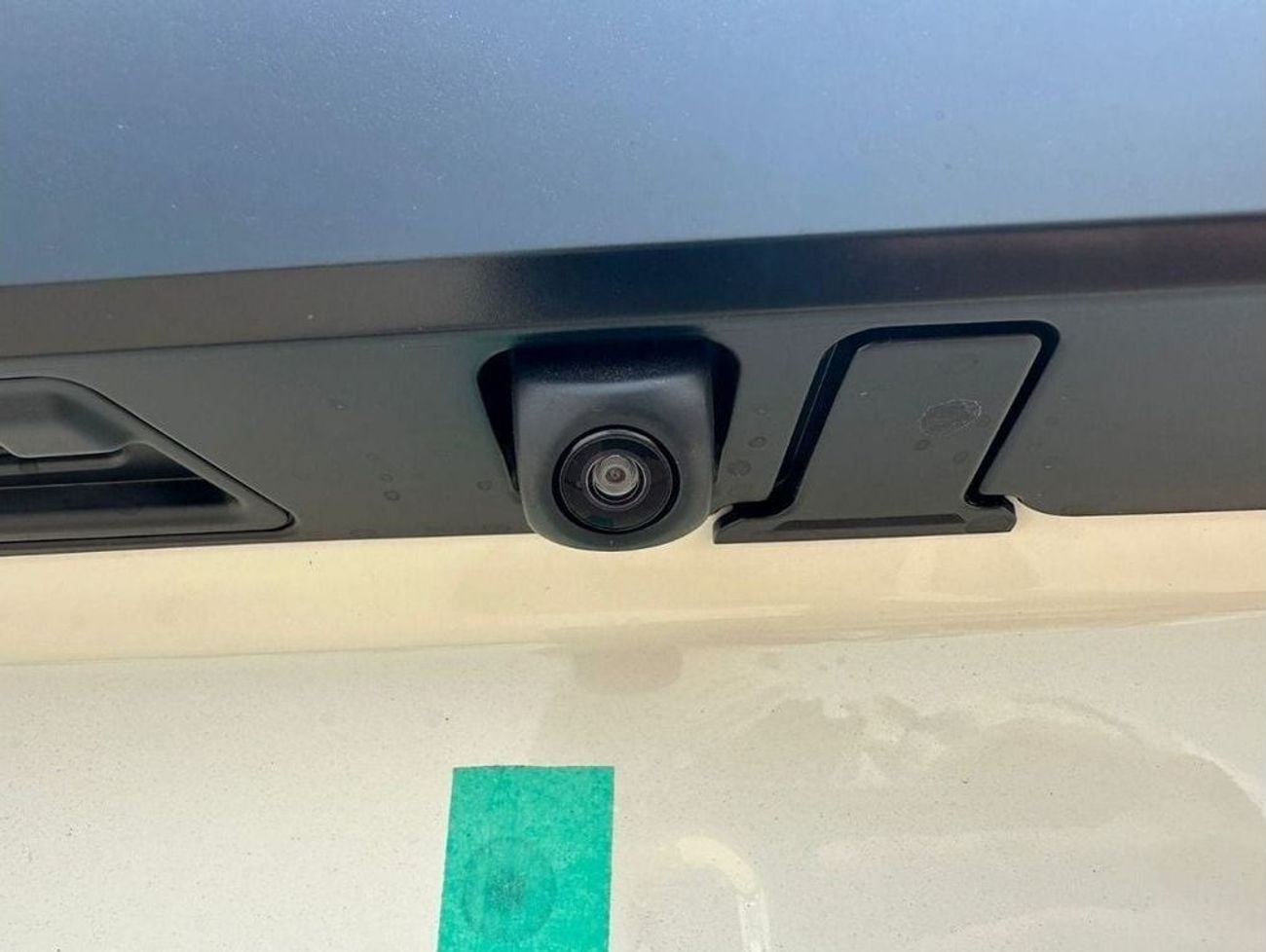 تويوتا هاياس GL TOYOTA HIACE 3.5 PASSENGER MANUAL TRANSMISSION 2025 MODEL