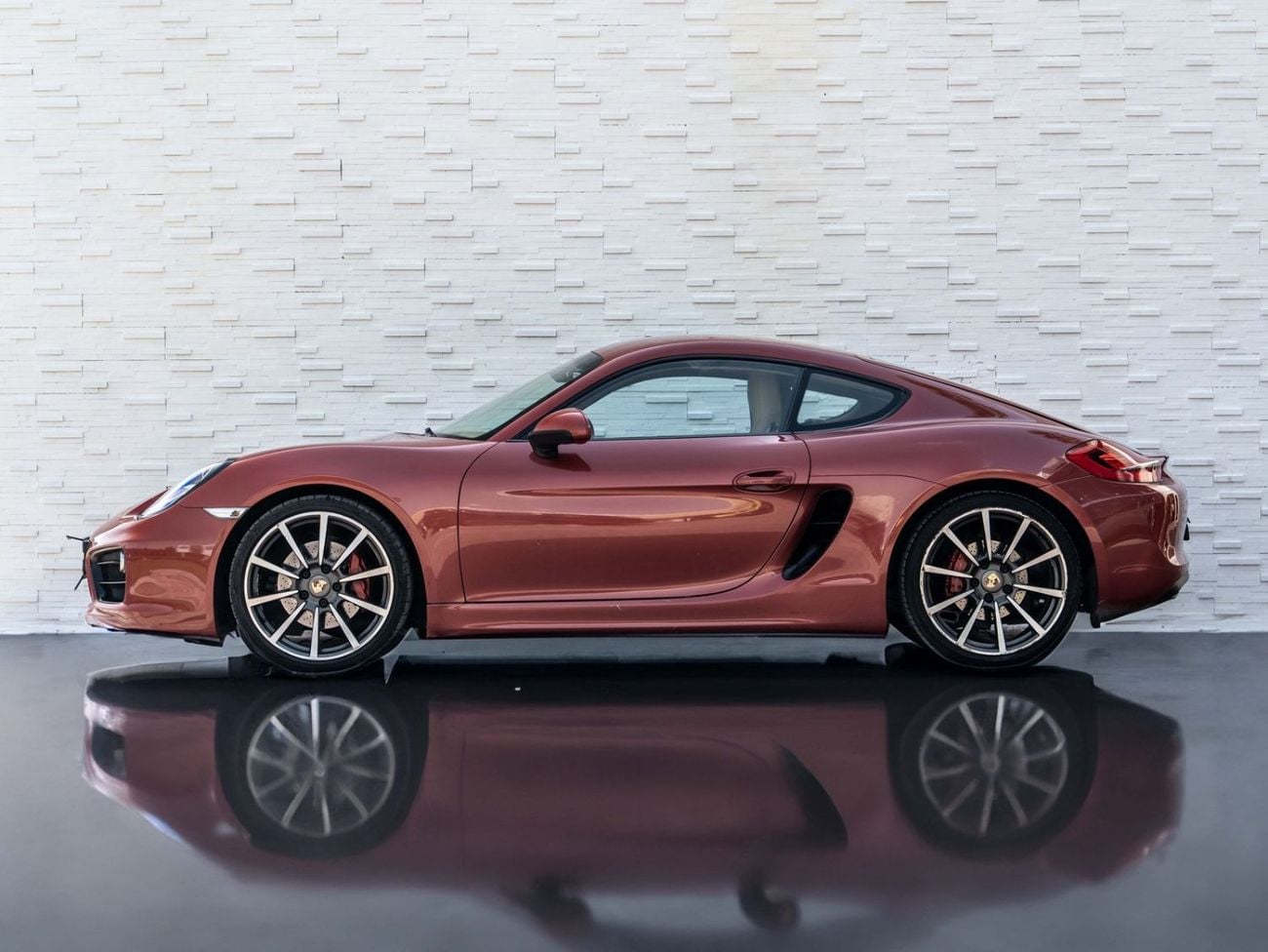 Porsche Cayman Porsche Cayman S 2014 for 1,362.00 AED monthly