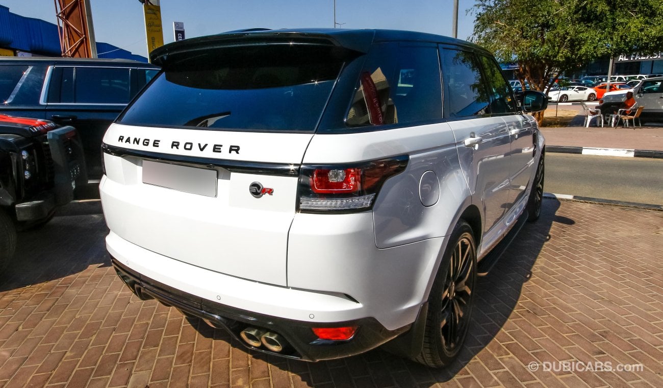 Land Rover Range Rover Sport SVR