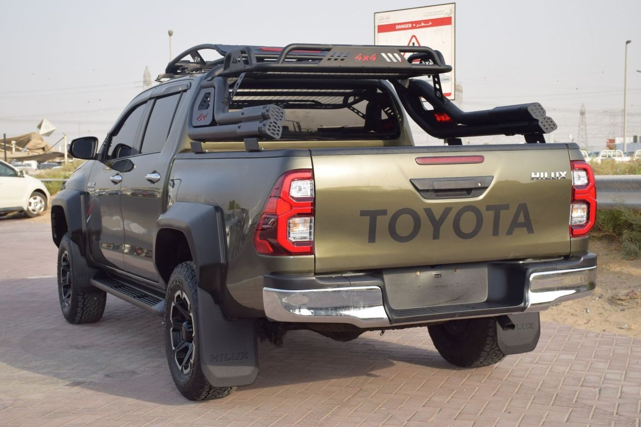 Toyota Hilux S GLX 2.8L AWD M/T