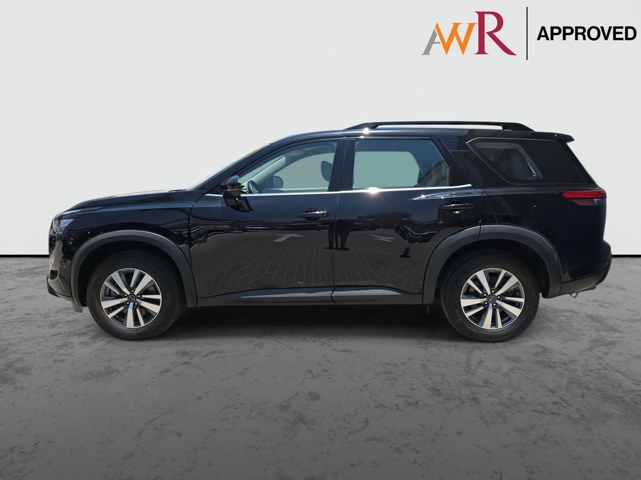 Nissan Pathfinder S 2.0