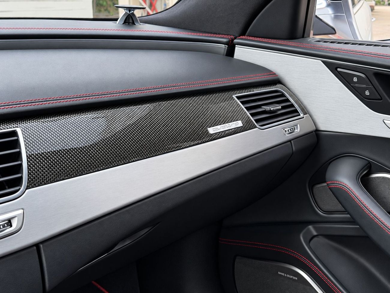 Audi S8 TOP