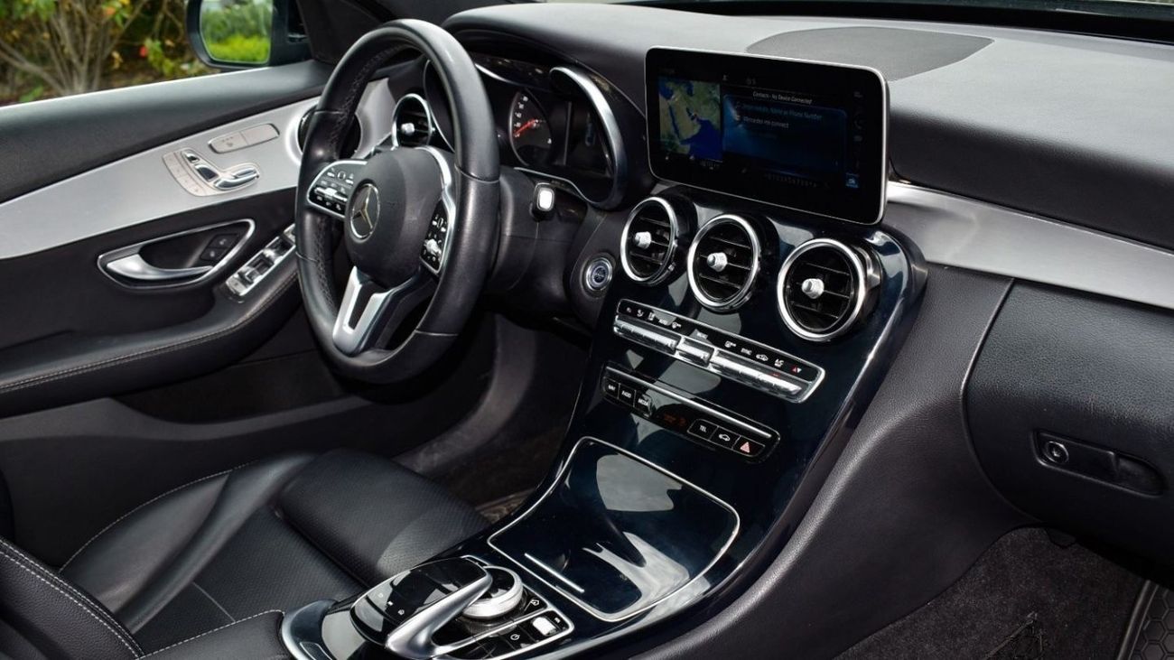 Mercedes-Benz C 300 Sport Mercedes C300 AMG / 2020 / Canadian