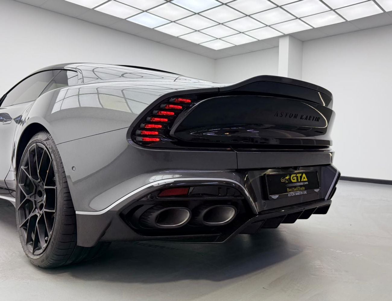 Aston Martin Vanquish STD 2025 Aston Martin Vanquish V12, 3 Years AM Warranty, 5 Years AM Service Pack, Low Km, GCC