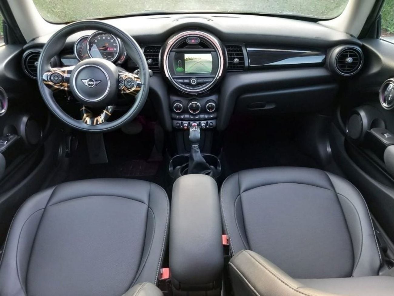 Mini Cooper STD Full option 1.5L