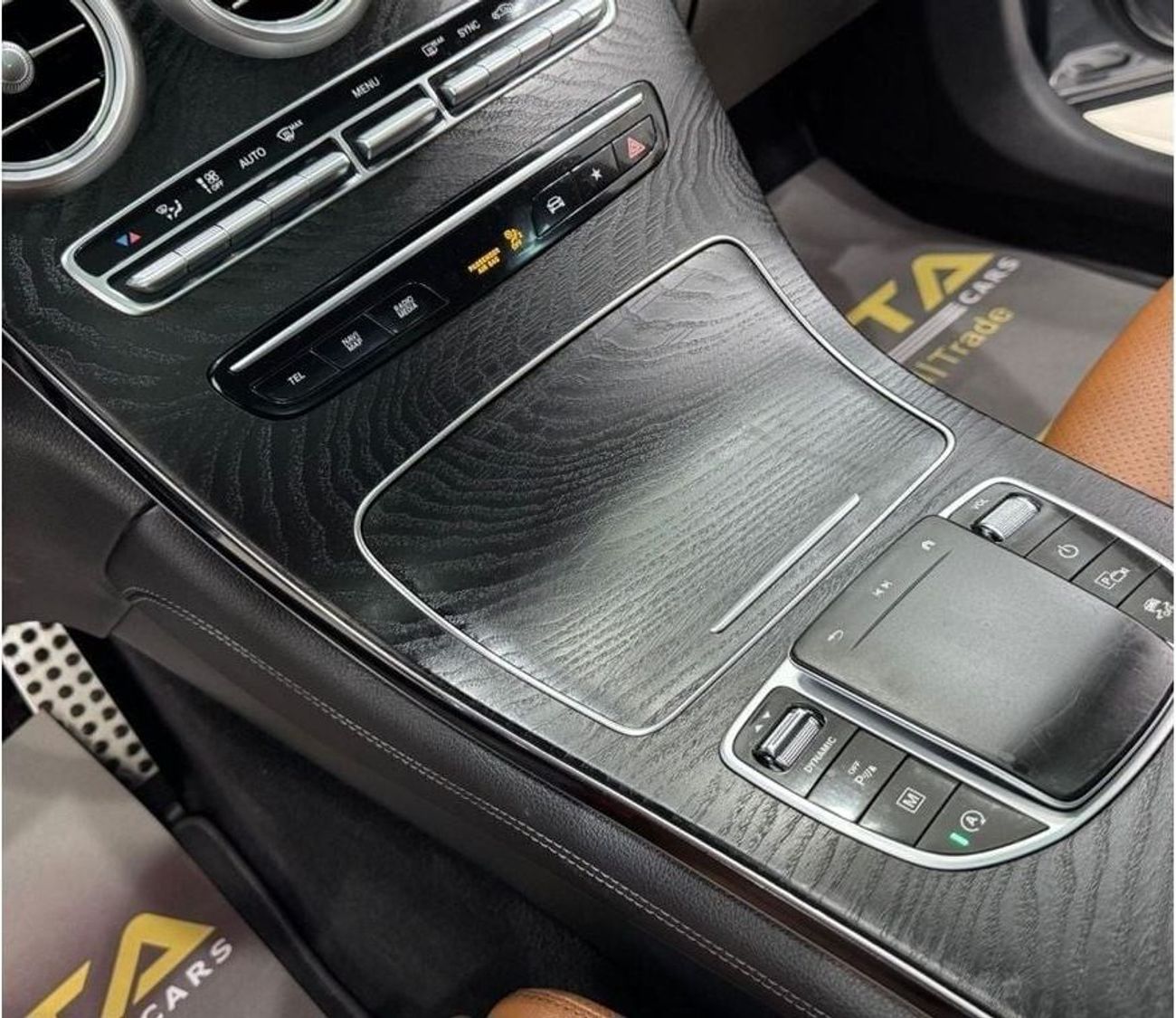 Mercedes-Benz GLC 200 Std 2.0L 2021 Mercedes Benz GLC200 AMG, 2025 Mercedes Warranty, Full Mercedes Service History, GCC