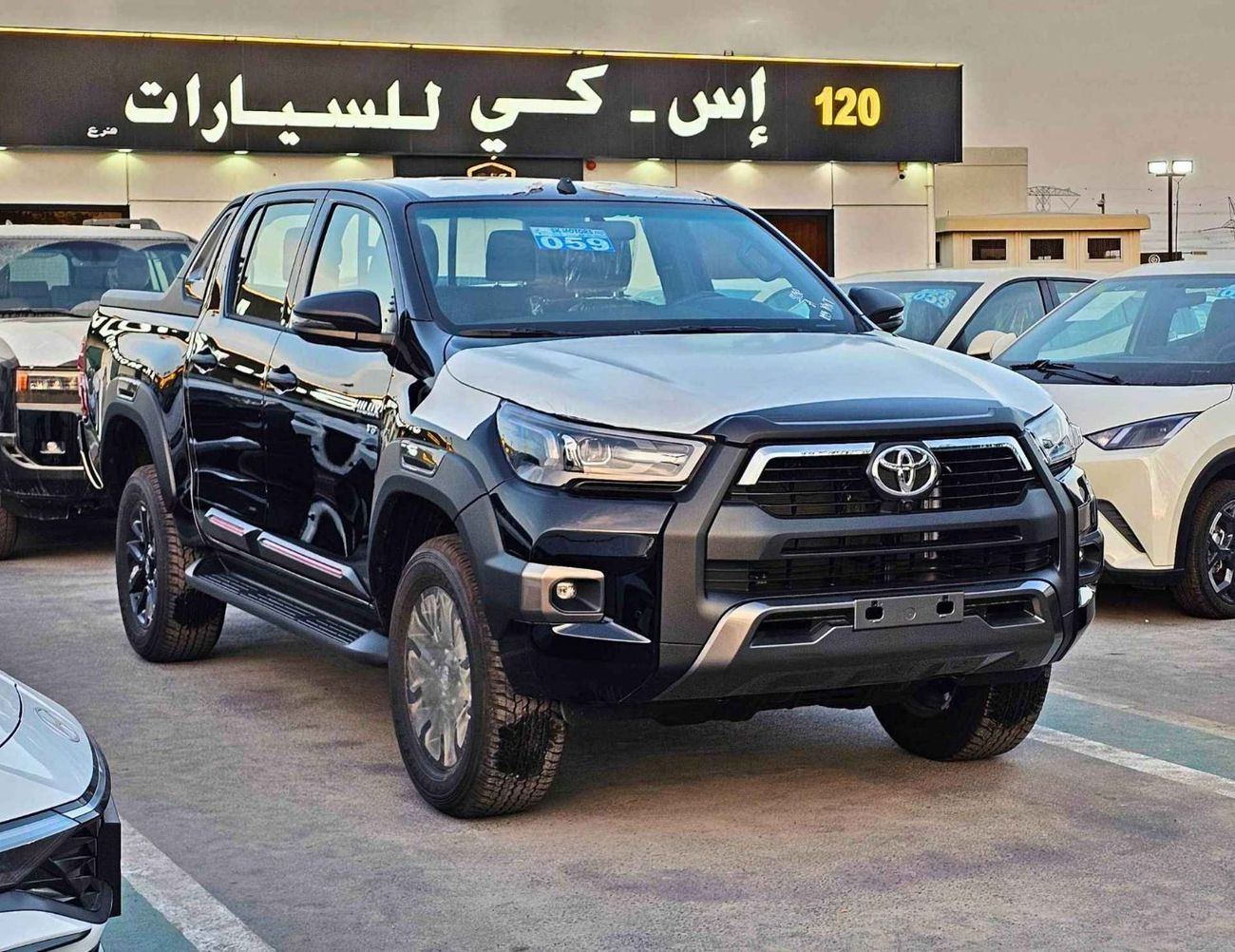 Toyota Hilux ADVENTURE SR5 ADVENTURE / 4.0L V6 PETROL / 360 CAMERA / FR & REAR CAMERA / AUTO A.C (CODE # HADVKW)