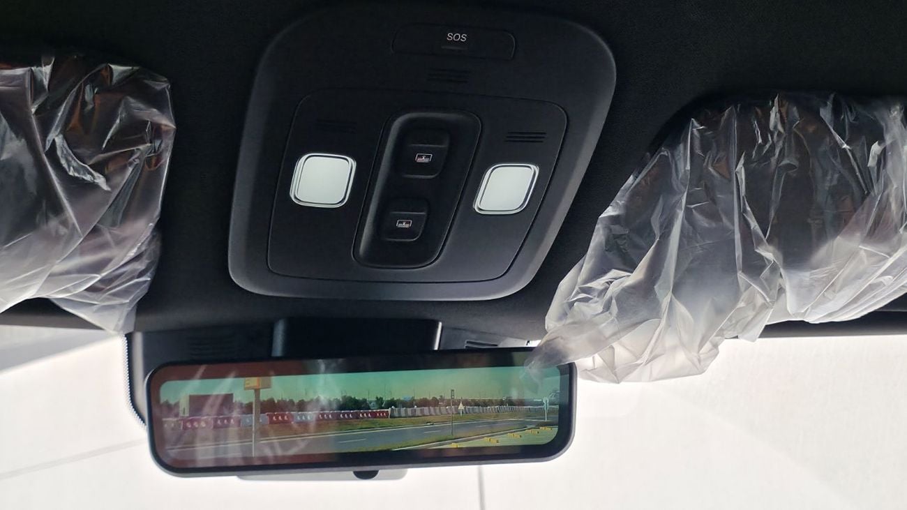 ROX 01 ROX 01 - 7 Seats - 2026 Brand New With EVS Warranty