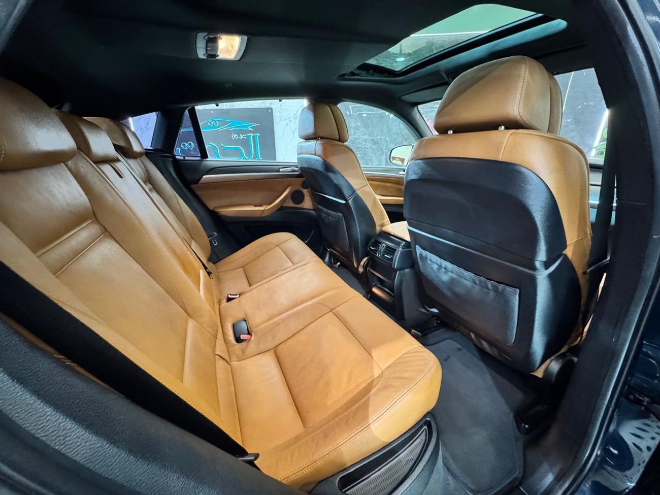 بي أم دبليو X6 xDrive 35i 3.0L SPECIAL COLOR BMW X6 V6 || HIGH OPTIONS || GCC || AMAZING CONDITION || LIKE NEW || R