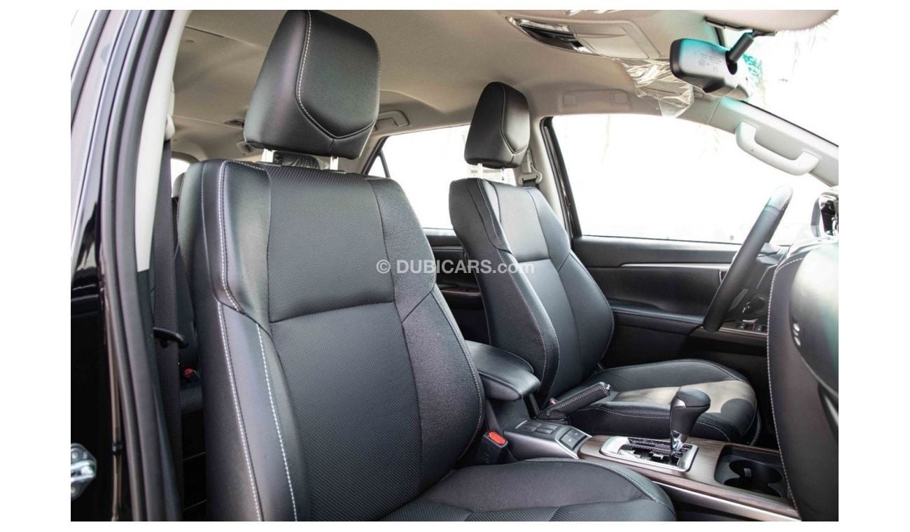 Toyota Fortuner 2023 Toyota Fortuner 4x4 4.0 HI P A/T - Black inside black