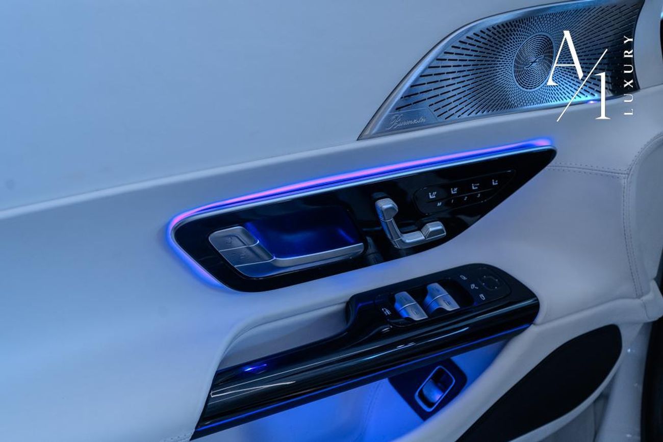 Mercedes-Benz SL 43 AMG STD 2023 Mercedes Benz SL43 AMG Roadster Maybach Edition, Warranty, Full Options, Very Low Kms