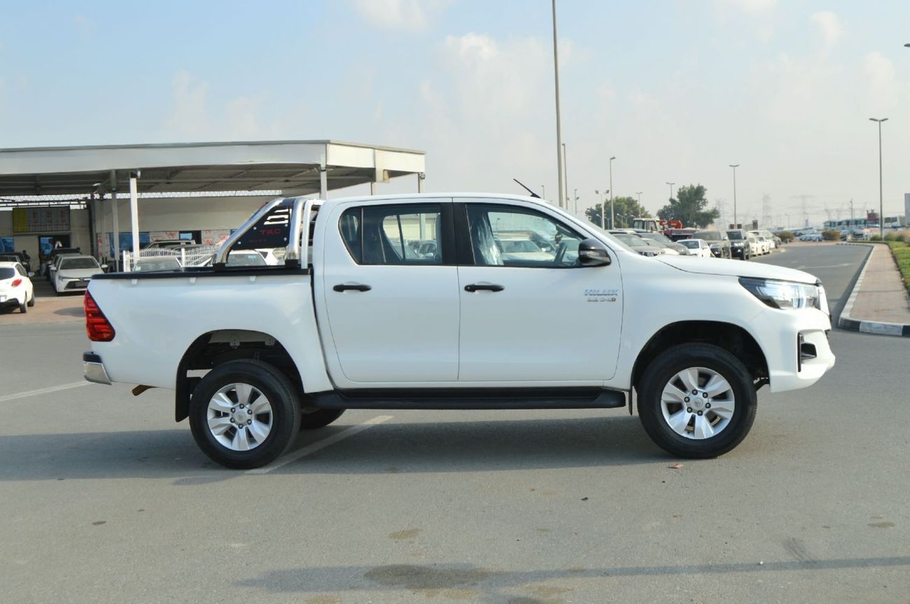 Toyota Hilux 2.8L Double cabin
