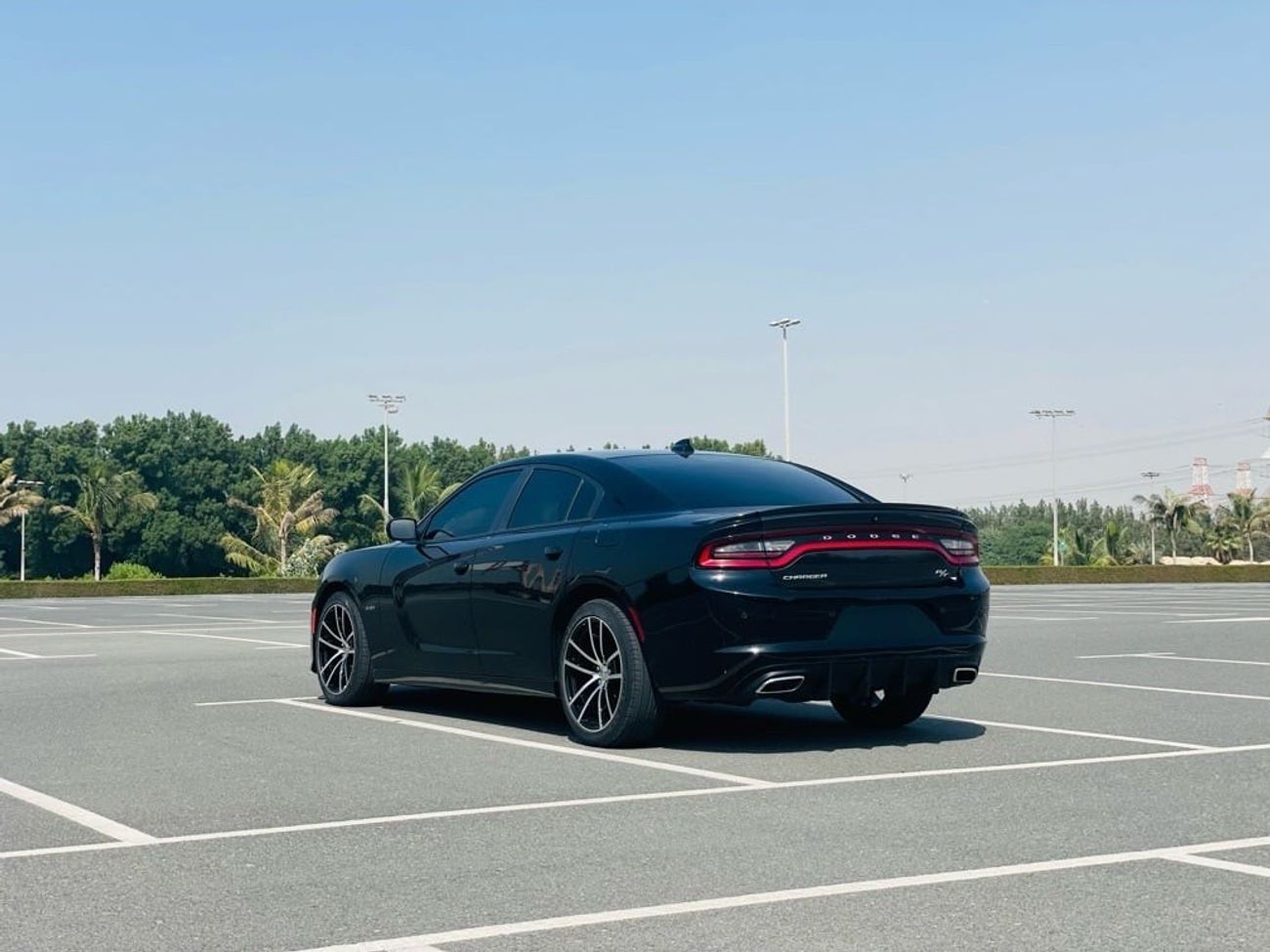 Dodge Charger R/T Highline DODGE CHARGER V8 MOEDL 2018 RT KIT SRT VERY CLEAN CAR