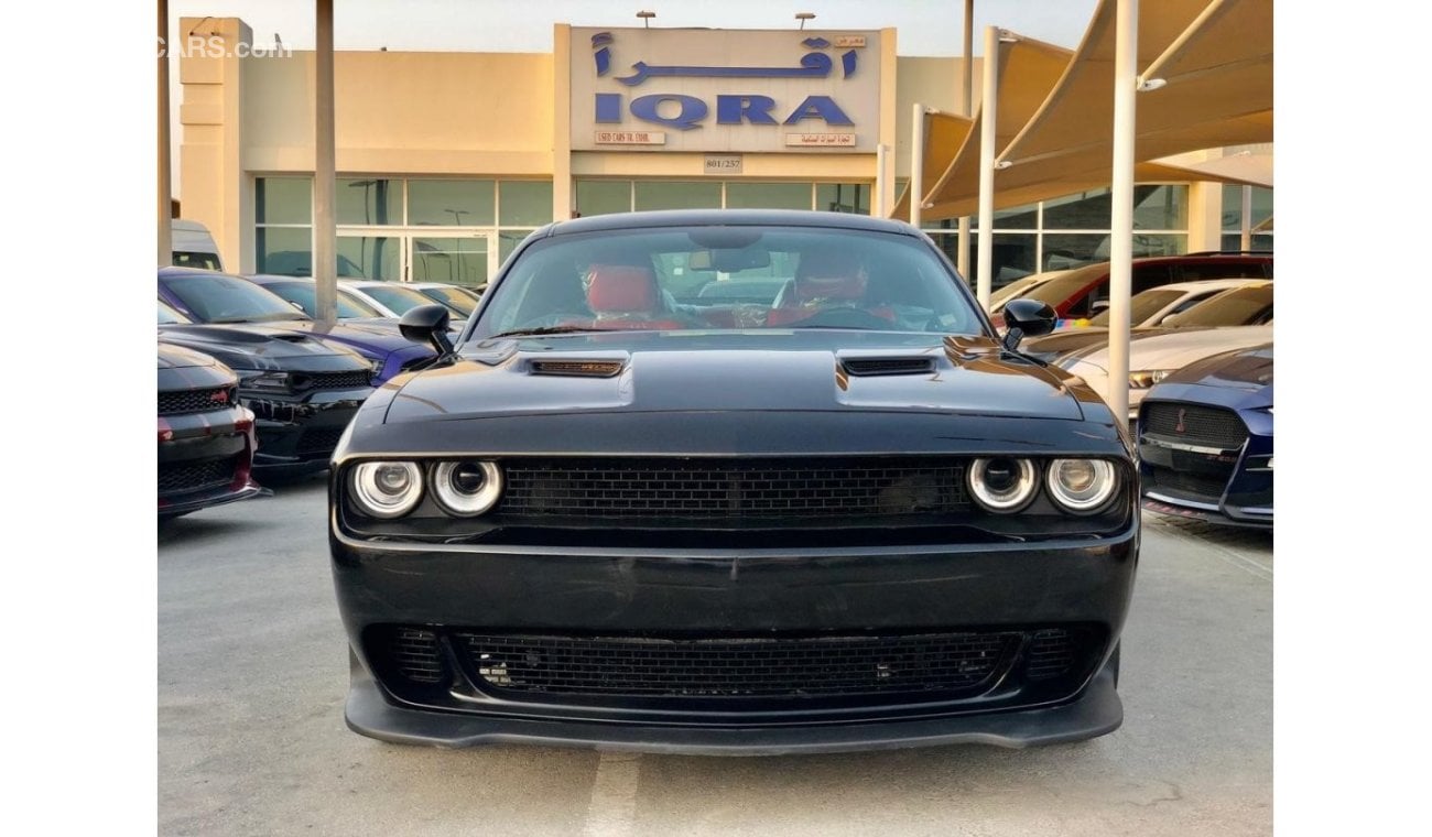 Dodge Challenger Dodge Challenger / SXT V6 3.6L / model 2019