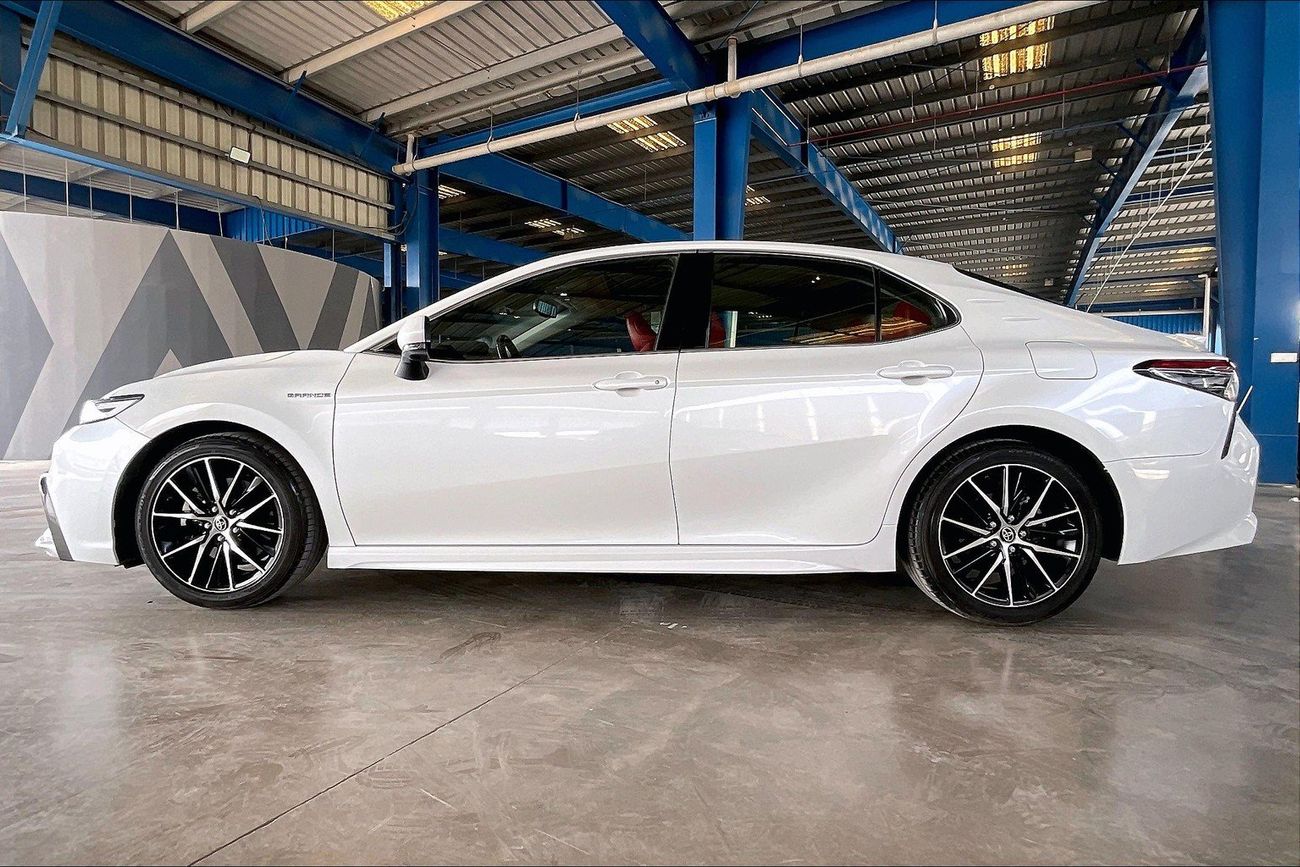 تويوتا كامري Sport | National Day Celebration | شامل الضمان | 0 ﺪﻔﻋﺓ ﺃﻮﻟﻯ