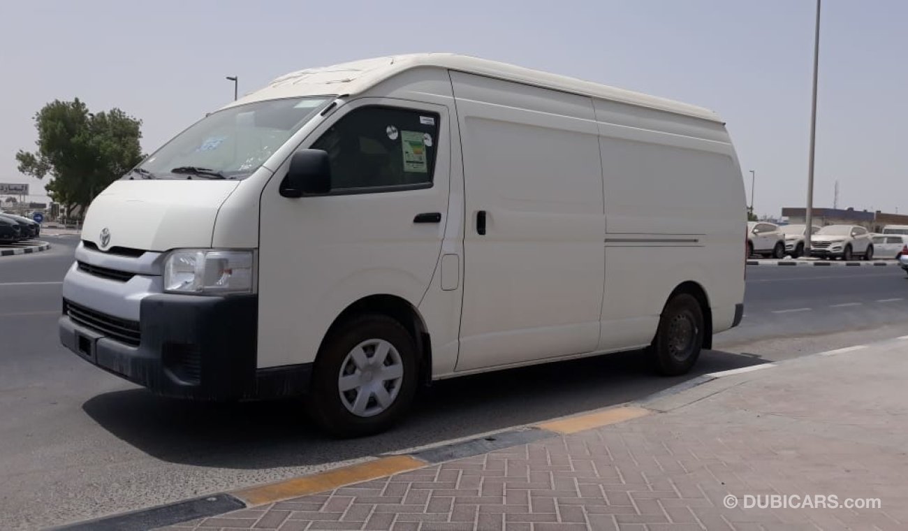 تويوتا هاياس Toyota Hiace بضاعة 2017 جديد بترول