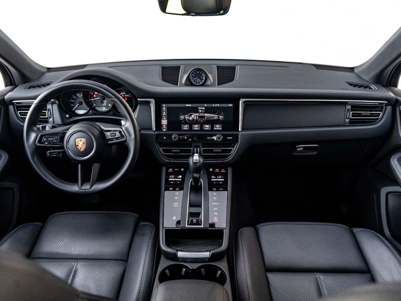 Porsche Macan Std 2.0L (252 HP)