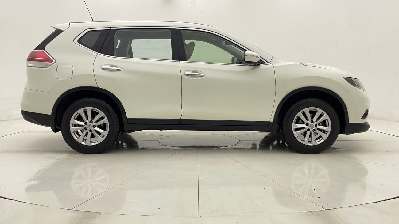 نيسان إكس تريل S 2.5 | بدون دفعة مقدمة | اختبار القيادة في المنزل