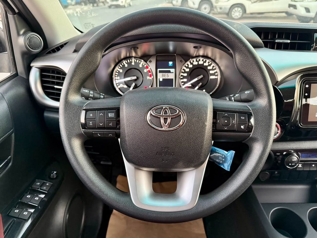 Toyota Hilux Toyota Hilux SR5 2.7L 2025