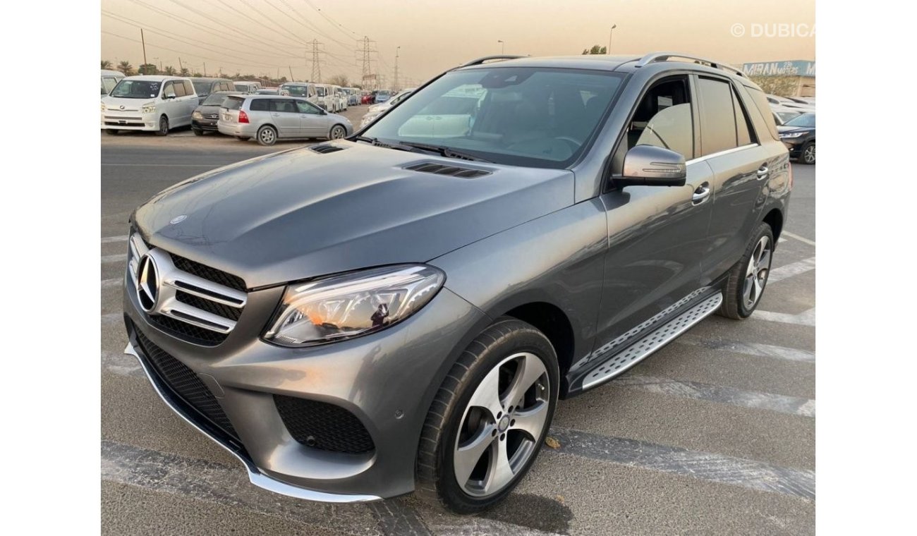 Mercedes-Benz GLE 350 2017 Mercedes-Benz GLE 350 / FULL OPTION