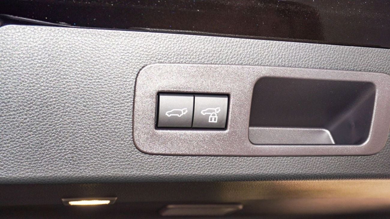 Toyota Land Cruiser TOYOTA LC300 VX-HI 3.5L PETROL 2025 MODEL GCC