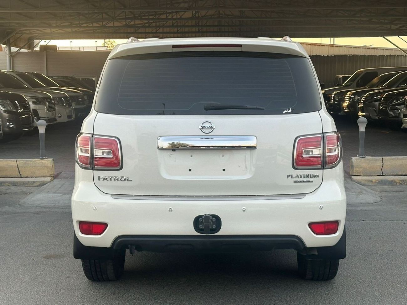 نيسان باترول LE T1