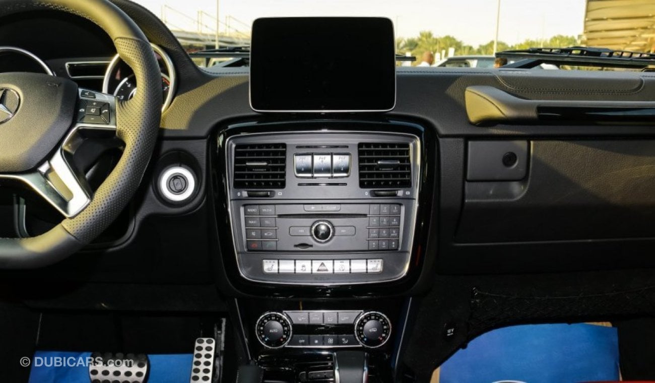 Mercedes Benz G63 AMG V8 Biturbo Without Sunroof