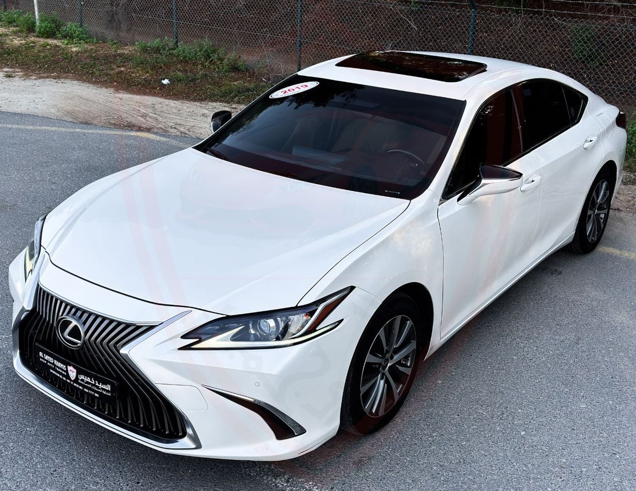 Lexus ES350 Premier 3.5L FWD Lexus ES350 | 3.5 L | 2019 | GCC | Full Option | Accident-Free |  In Excellent Cond