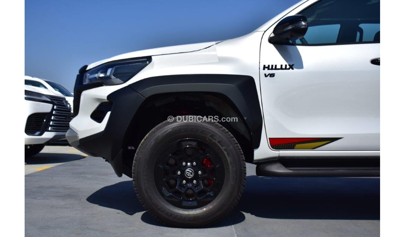تويوتا هيلوكس Double Cab GR Sport V6 4.0L Petrol 4WD Automatic