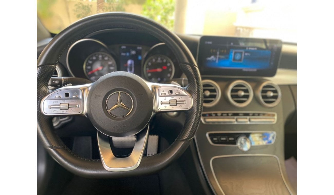 مرسيدس بنز C 300 كوبيه 2019 Lovely Shape and condition!